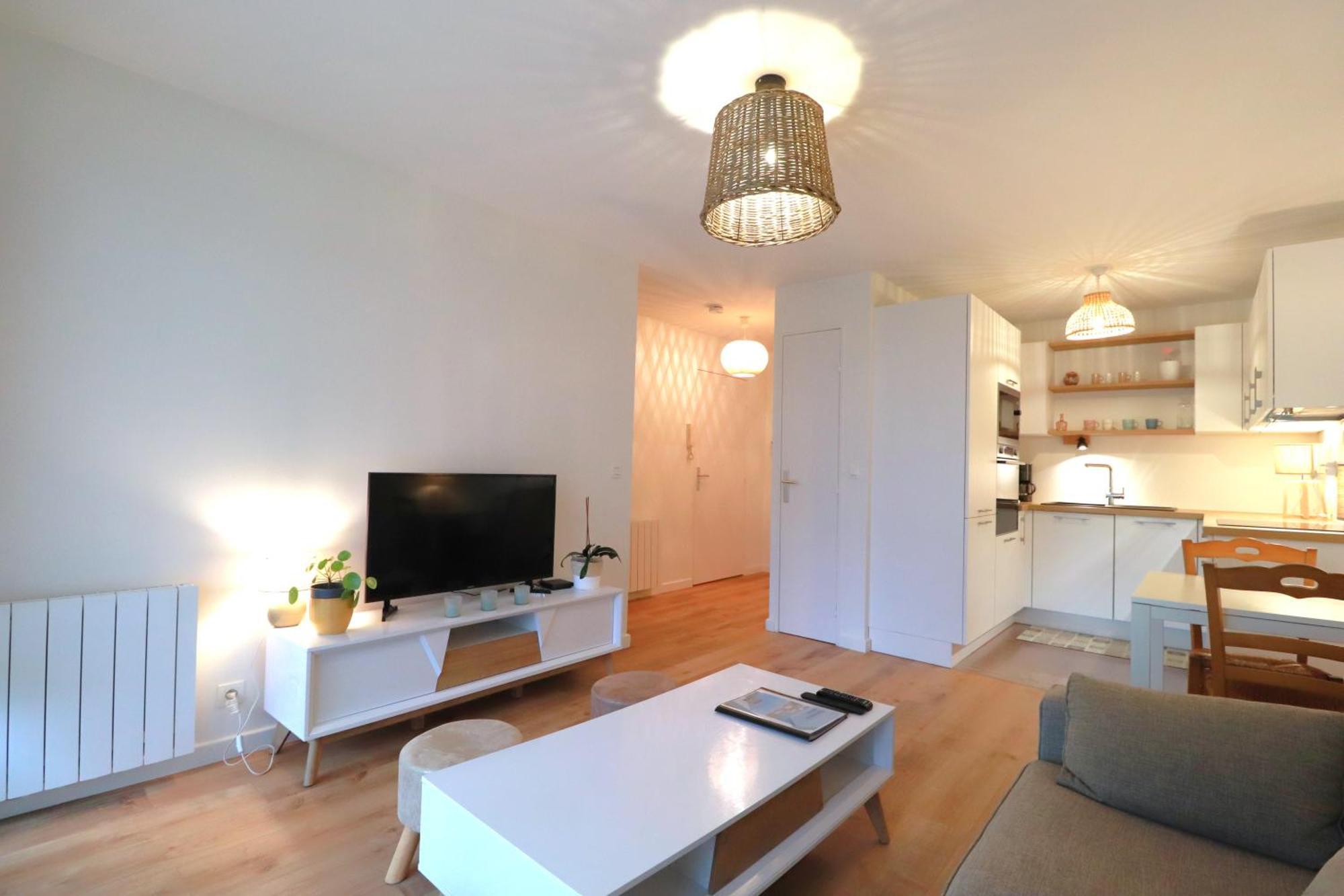 Olivia - T2 - Confort - Wifi- Parking Vannes Buitenkant foto